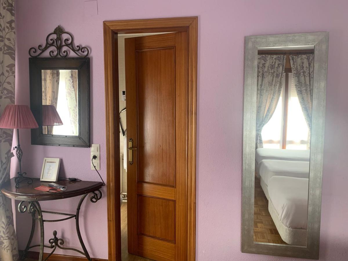 Hostal Docar Лерма Экстерьер фото
