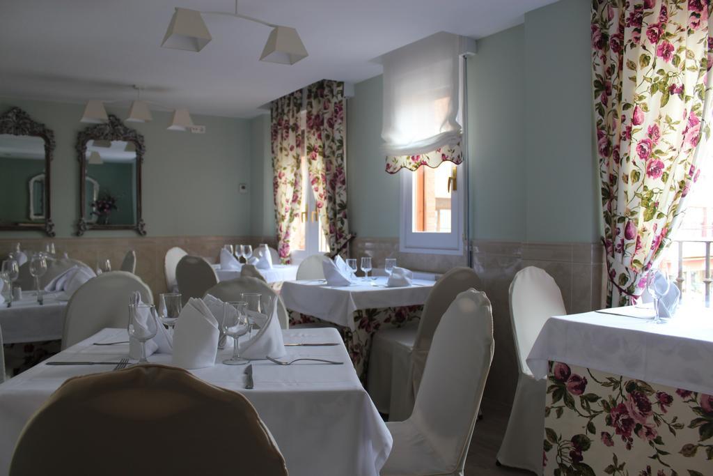Hostal Docar Лерма Экстерьер фото